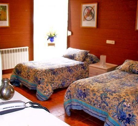 Pension Casa 400 Vitoria Habitación foto